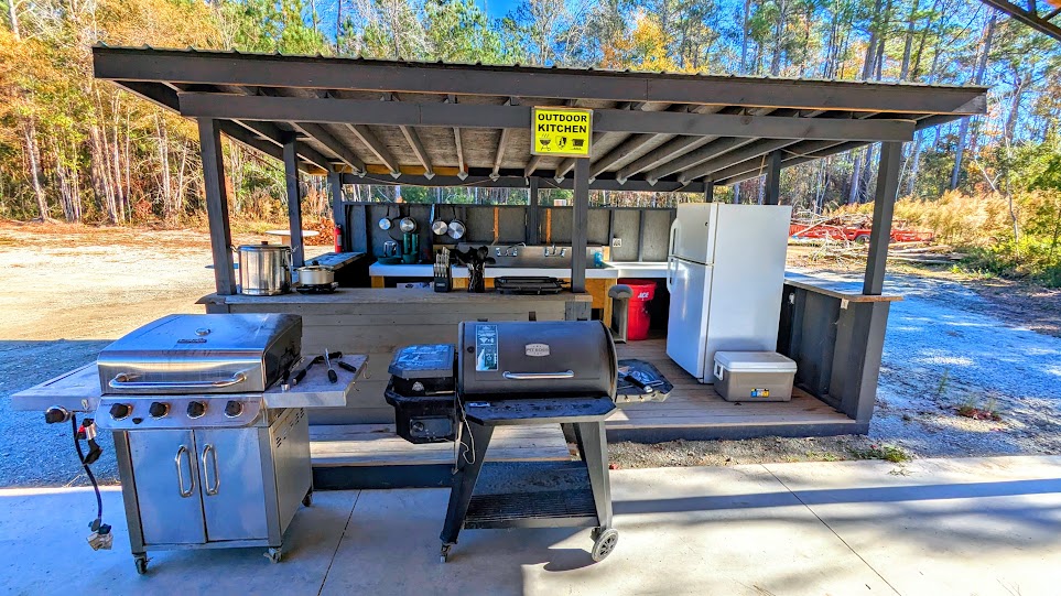 Outdoor Kitchen